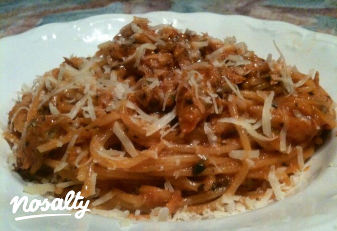 Paradicsomos-makrélás spagetti