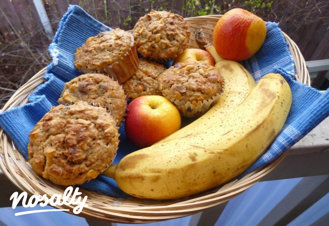 Almás-áfonyás-banános muffin