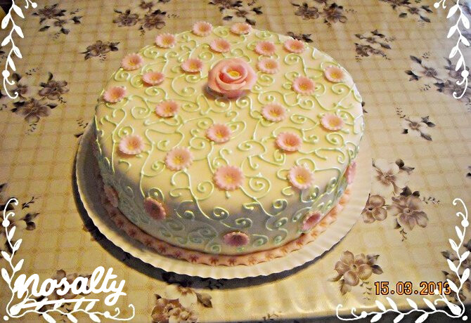 Eperjoghurtos tejszíntorta