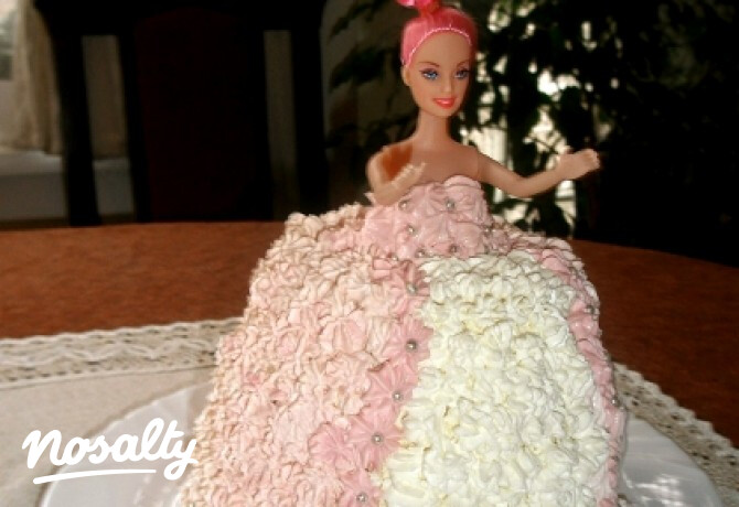 Fehércsokis barbie torta