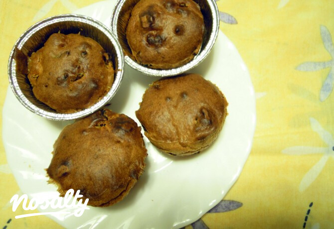 Aszalt paradicsomos-kolbászos muffin