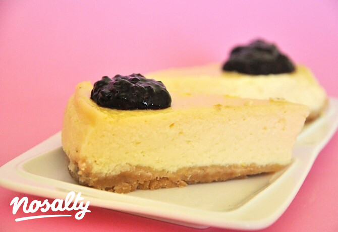 New York cheesecake szedervelővel