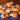 Epres-fehér csokis muffin mézes eperöntettel