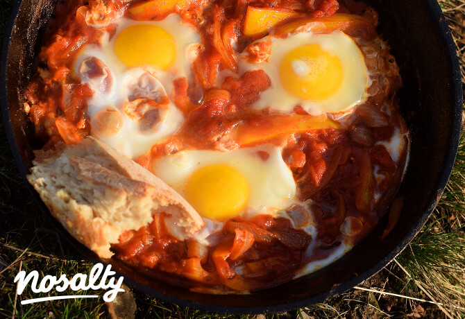 Tüzes shakshuka