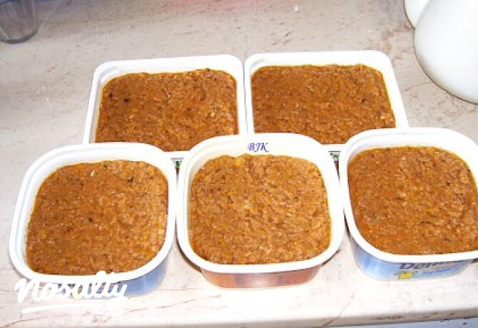 Lasagne és rakott zöldség töltelék főtt húsból