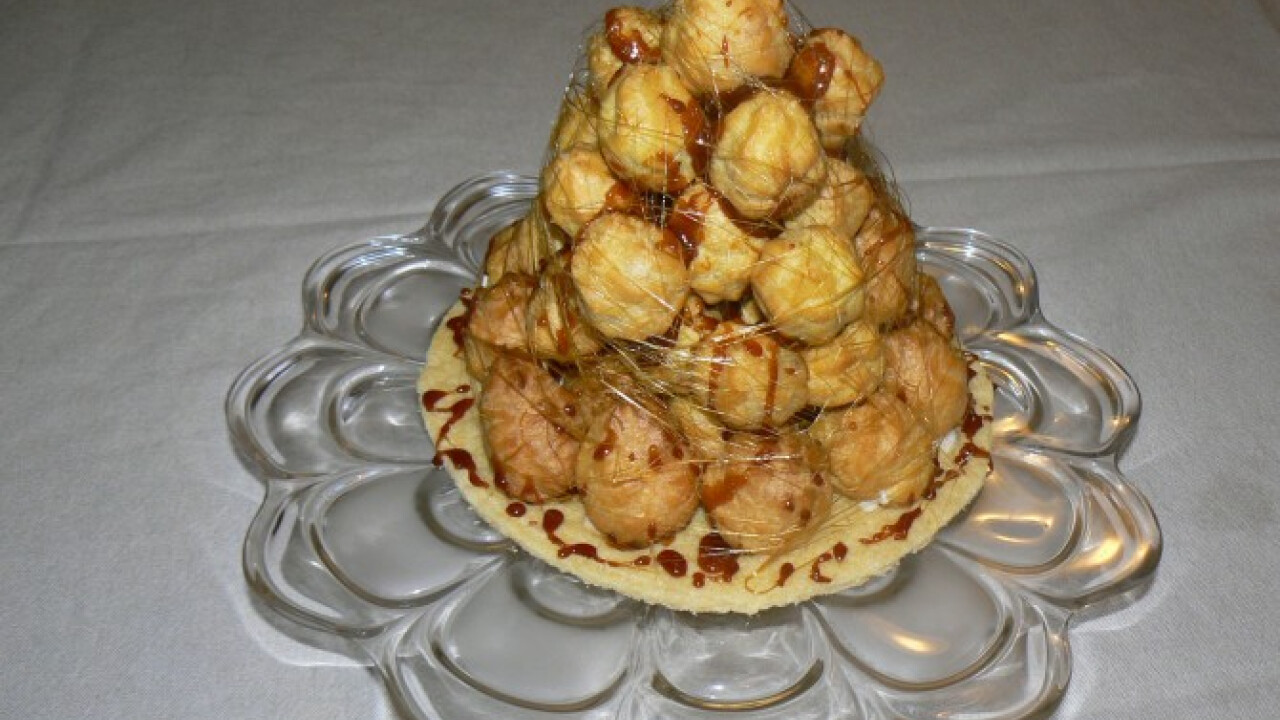 Croquembouche