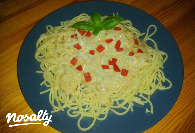 Tonhalas sajtos spagetti