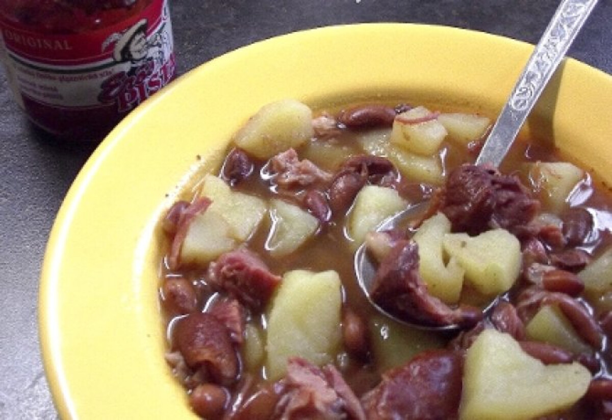 Kuktás babgulyás füstölt csülökkel-image