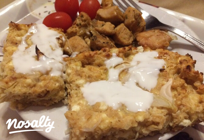 Túrós-káposztás zabpelyhes pite