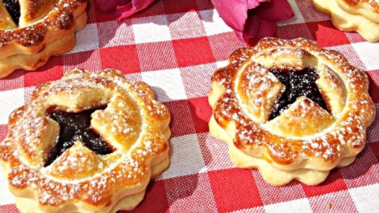 Szilvalekváros ravioli kalácskák