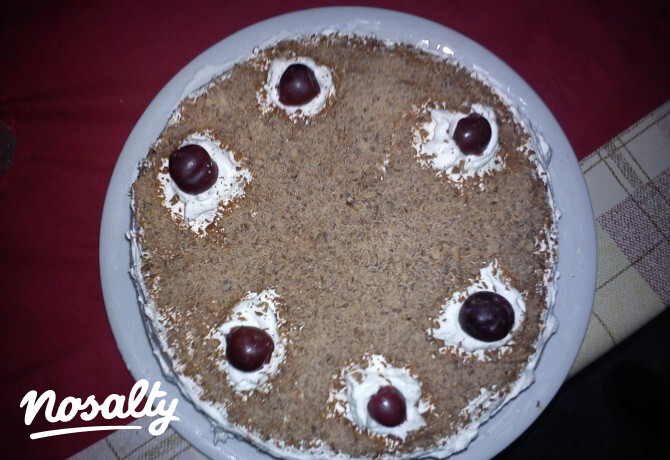 Feketeerdő-torta Dzserda konyhájából