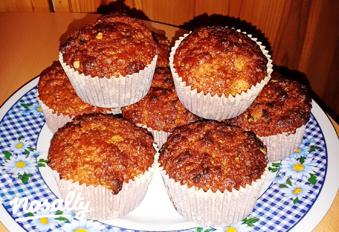 Csipkebogyó lekváros muffin