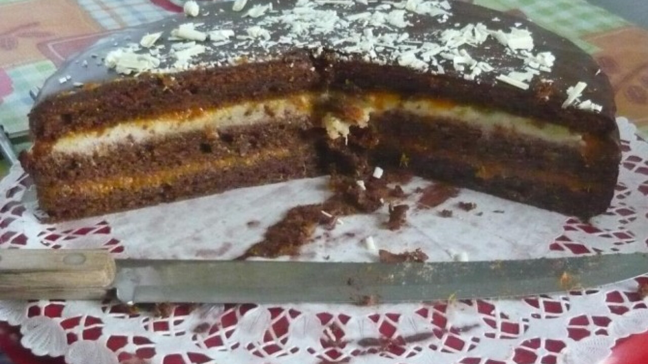 Sacher torta-marcipános
