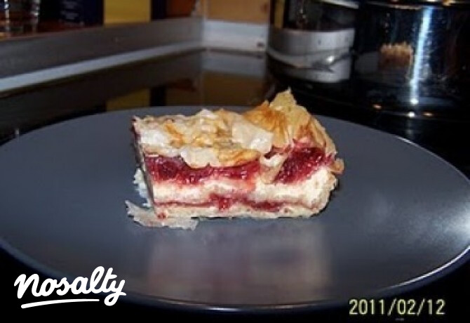 Meggylekváros-túrós rakott süti
