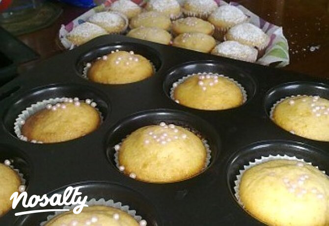 Muffin, ahogy Aduhil készíti