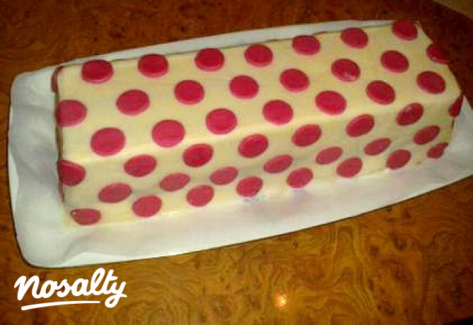 Túró rudi torta marcipánnal