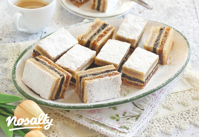 Aszaltgyümölcsös-pite