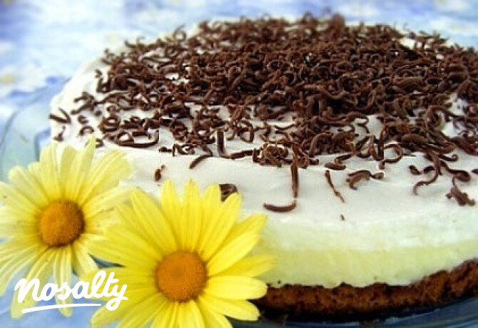 Karamellás-tejszínhabos torta