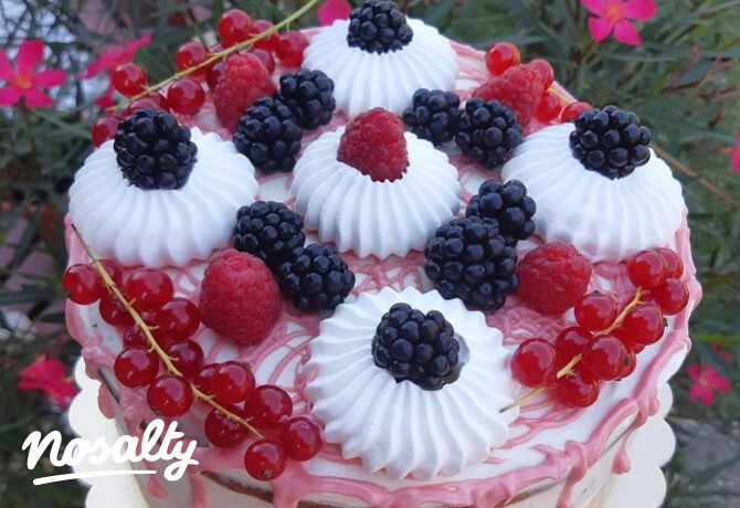 Mascarponés málnatorta