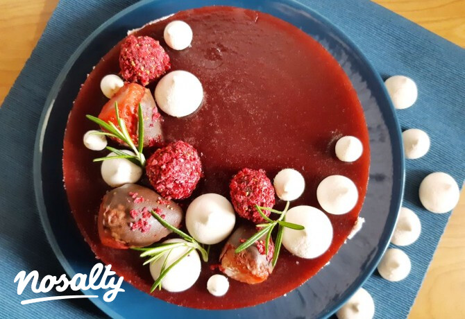 Rozmaringos eperjoghurt-torta