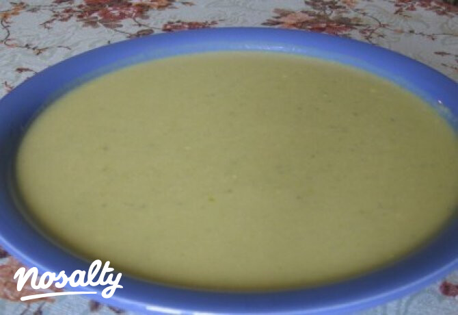 Cukkinikrémleves curryvel