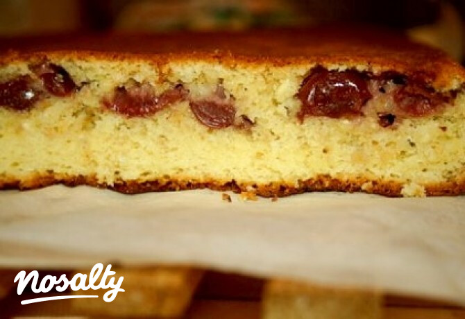 Meggyes-zabpelyhes pite
