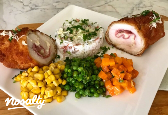 Csirke Cordon bleu zöldkörettel és sonkás rizzsel