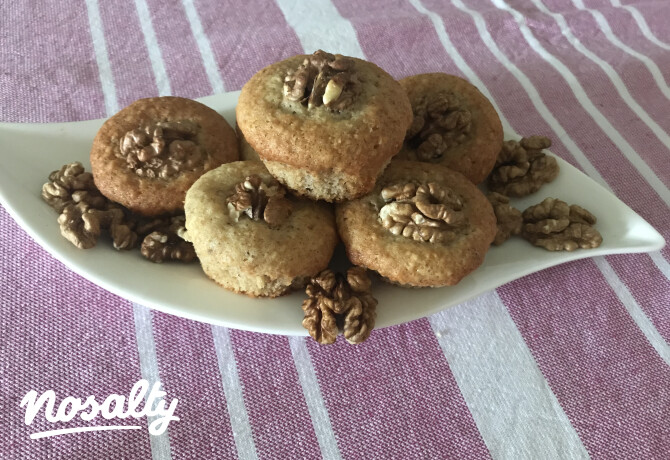 Laktózmentes diós muffin