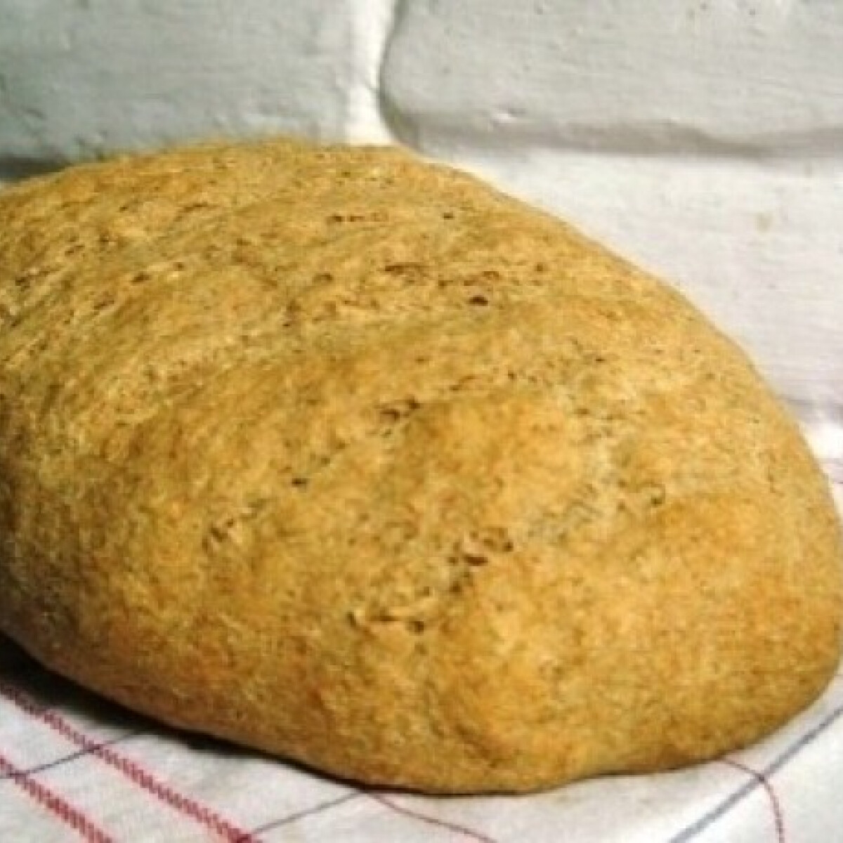 Ezen a képen: Teljes kiőrlésű kenyér