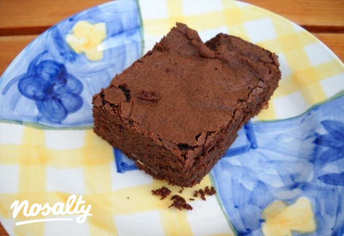 Mandulás-fűszeres brownie