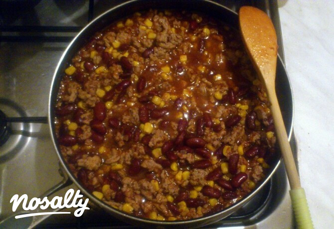 Chilis bab chili nélkül 'Néni módra