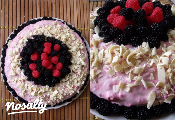 Mandulakrémes-málnahabos torta