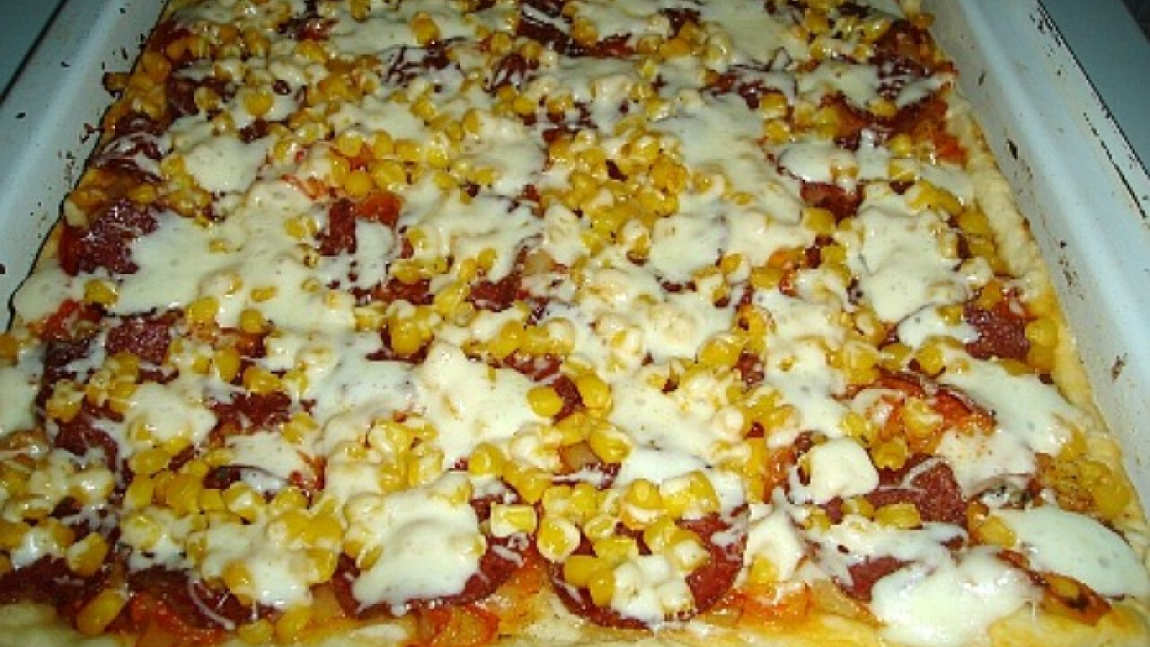 Lecsós pizza gazdagon