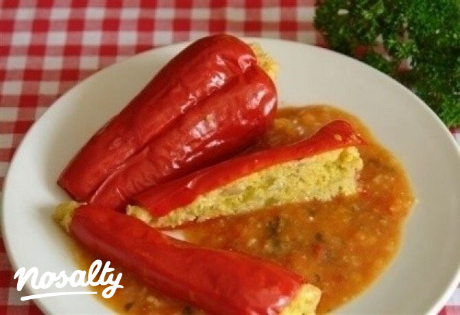 Cukkínivel töltött paprika