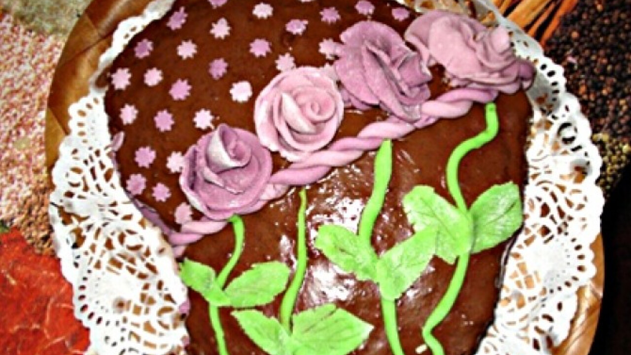 Tiramisu ízű krémmel töltött brownie torta