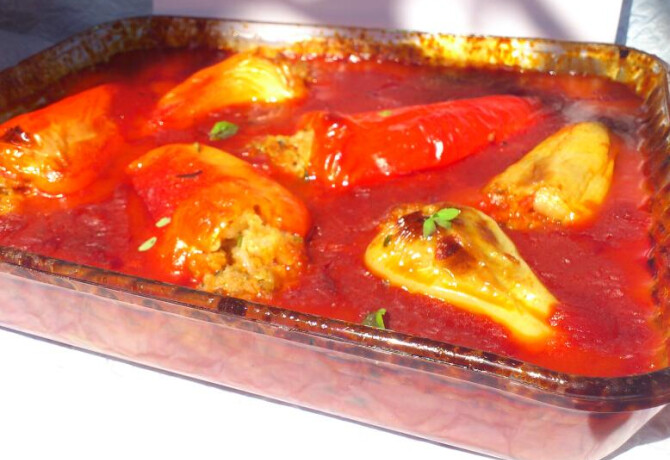 Vega töltött paprika
