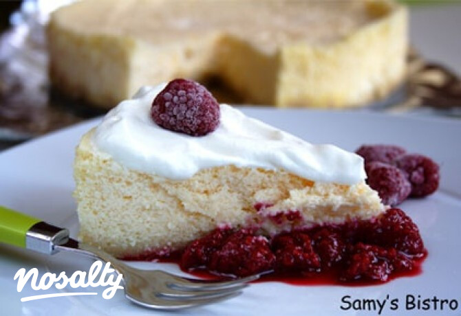 Amerikai sajttorta málnaszósszal