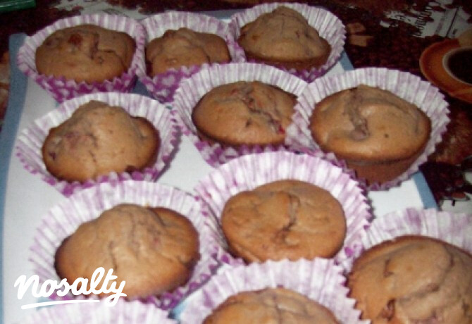 Meggyes-csokis-kakaós muffin