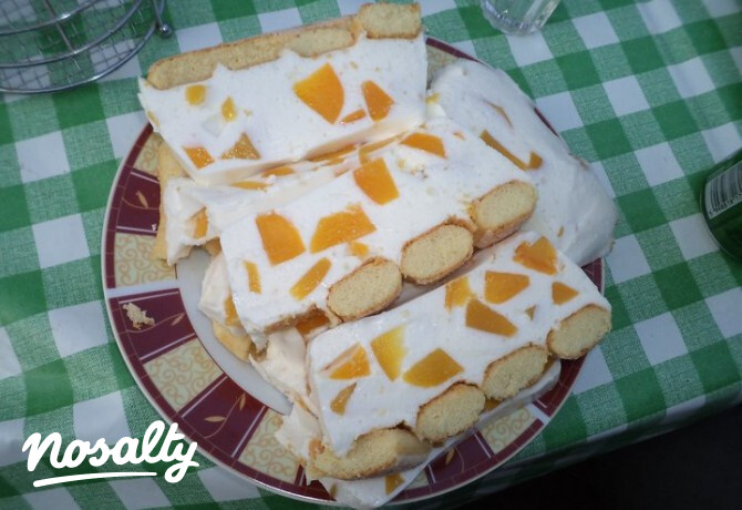 Könnyű joghurtos szelet