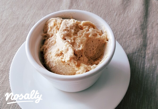 Sóskaramell-mousse