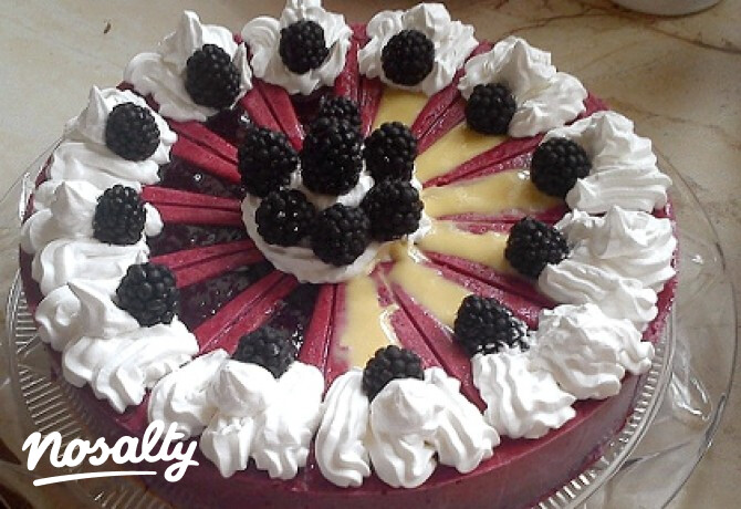 Szederkrém torta Zila tortaformában