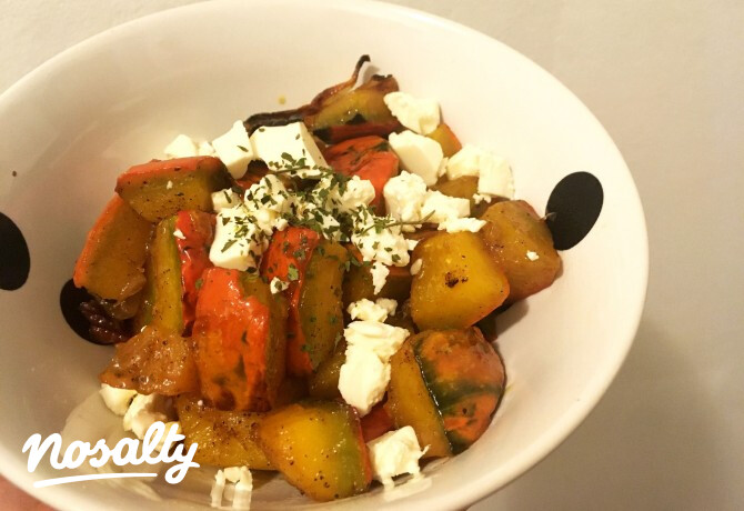 Ezen a képen: Juharszirupos sütőtök feta sajttal