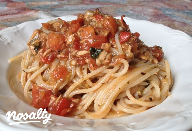 Tonhalsaláta spagettivel alla Fru