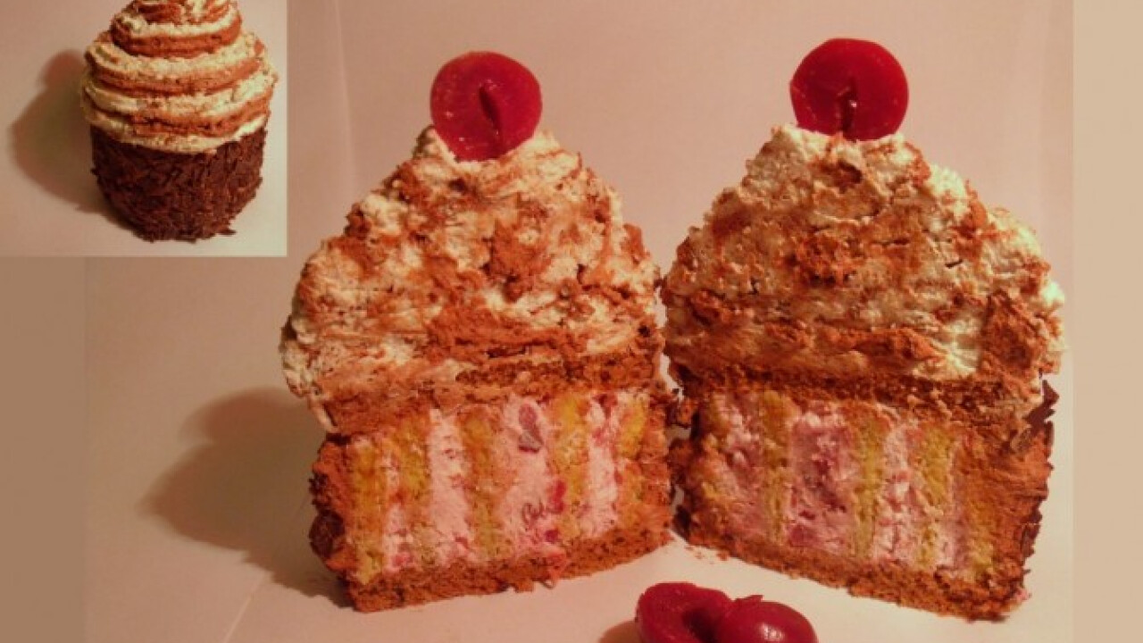Meggyes cupcake háromféle krémmel