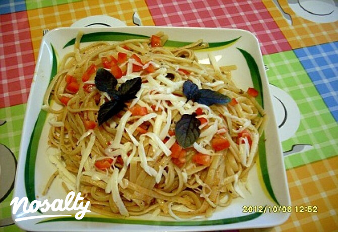 Padlizsános-kaliforniai paprikás linguini