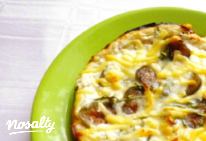 Fügés-bacon-ös-sajtos pizza