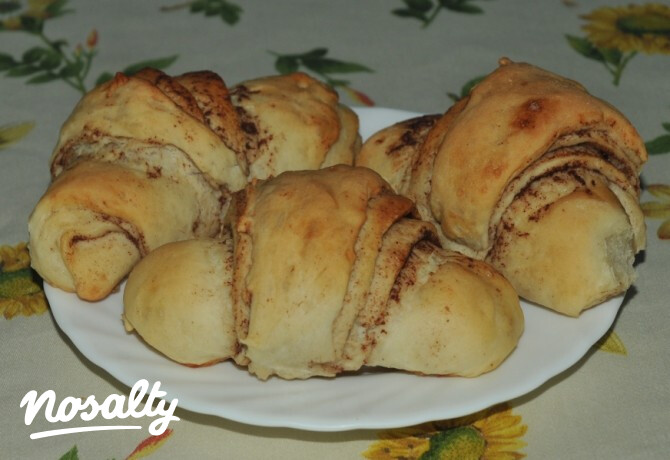 Fahéjas kiflik halkonyat konyhájából