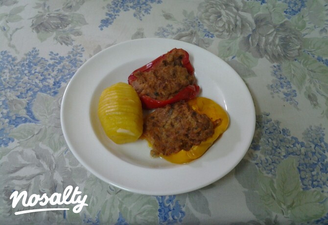 Májkrémmel töltött paprika