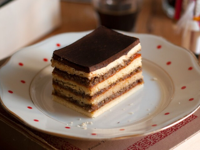 Nagyi Hazi Zserboja Nosalty