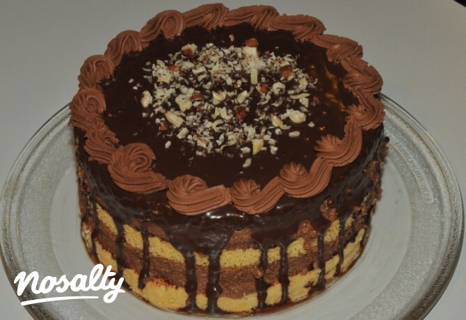 Mogyoróhabos Mozart-torta